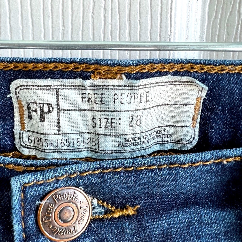 Free People Dark Wash Busted Knee Skinny Jeans - Picture 4 of 4